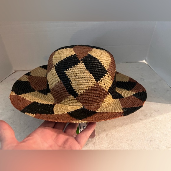 GREENPACHA WOMENS HAT, HANDMADE HAT, HIGHEST QUALITY, size small